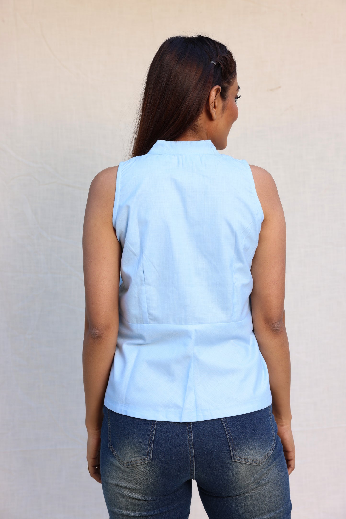 V-neck front buttoned top