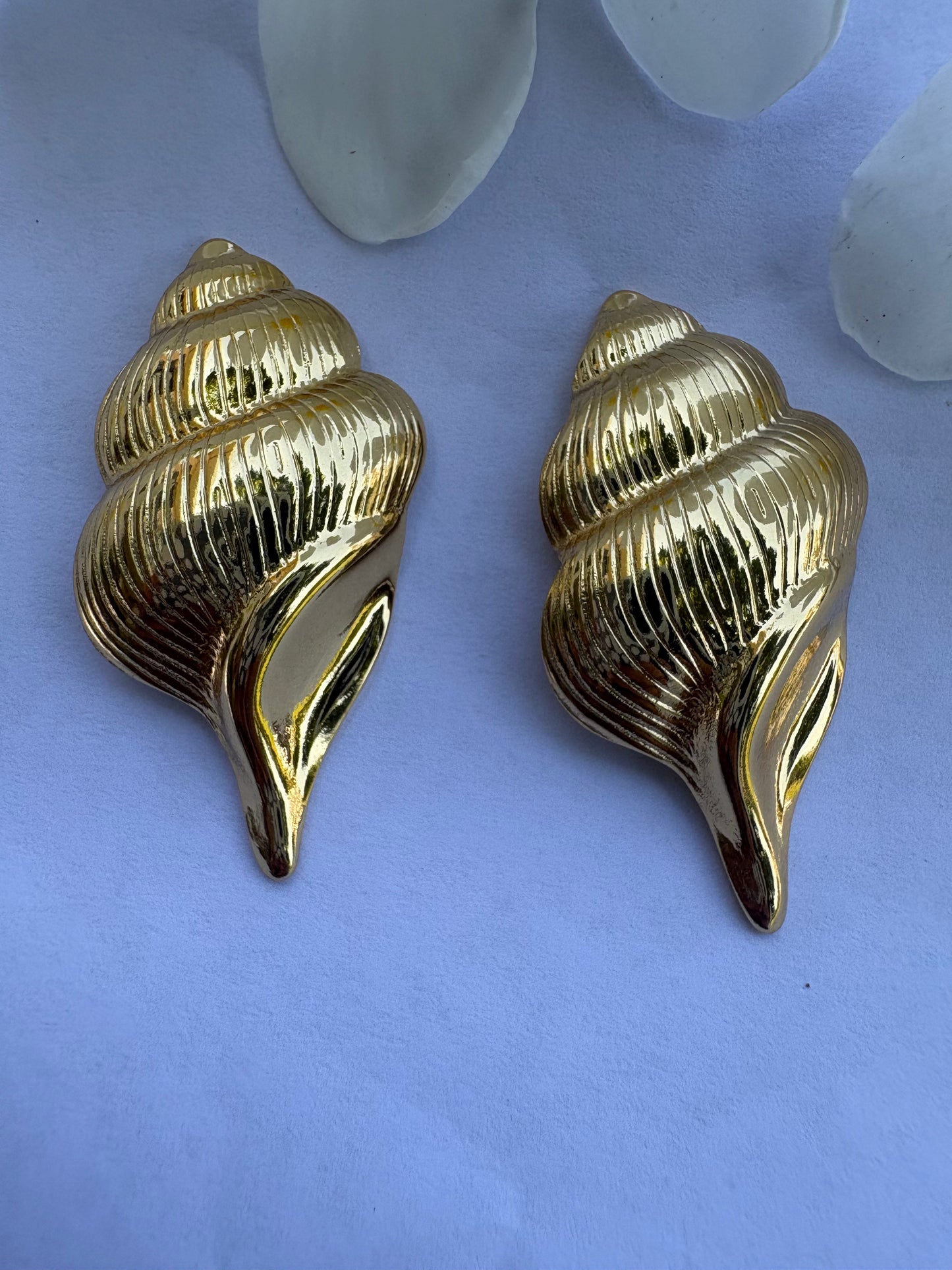 New Shell Statement Earrings Moonstruck