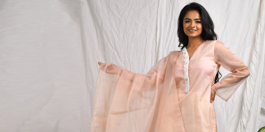 Why Indian Ethnic wear is so popular all over the world? Moonstruck