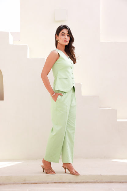 Straight Pants Set with Dull Green Waistcoat