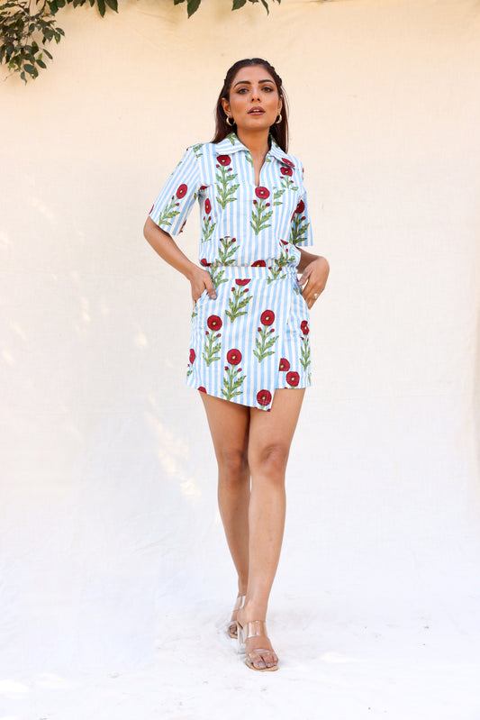 Red flower on blue stripes divider skirt with half sleeve shirt set