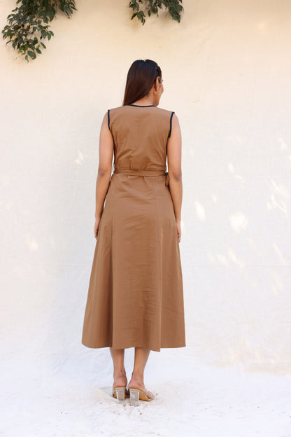 Sleeveless brown overlapping midi dress