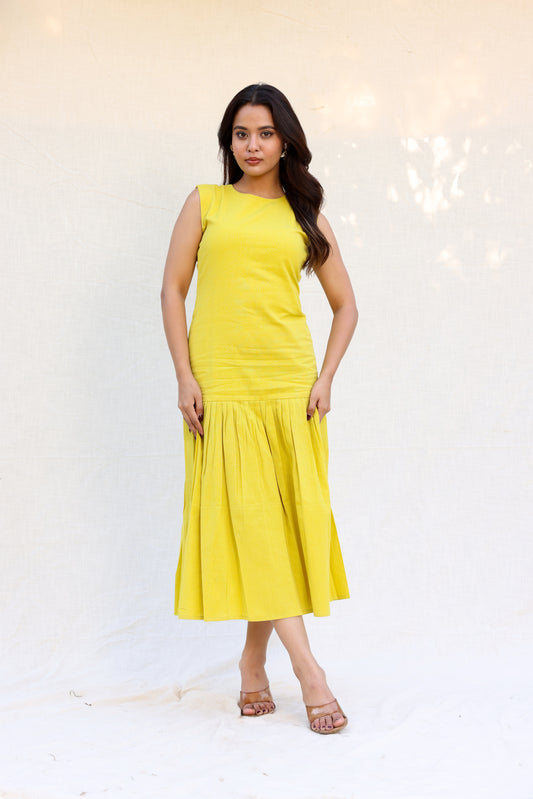 Sleeveless midi dress