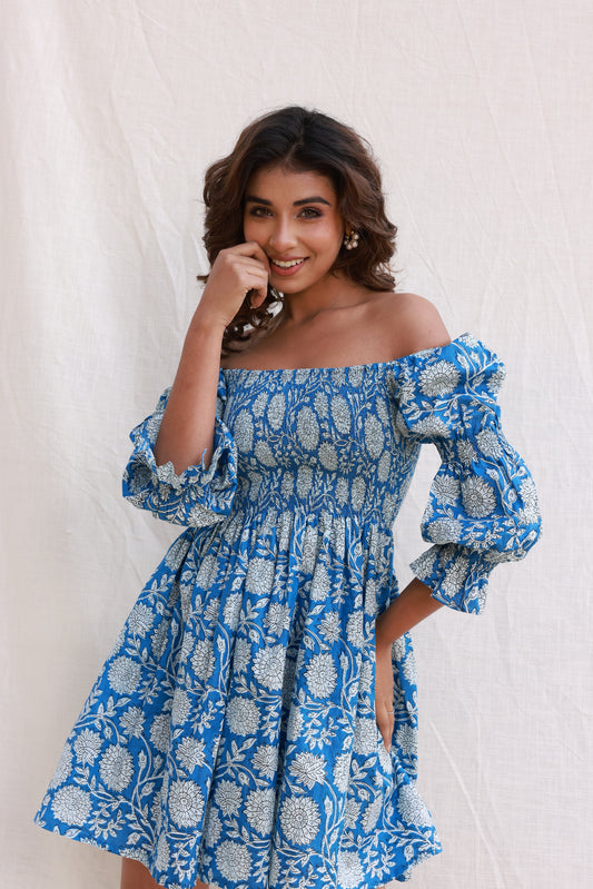 Off shoulder smocking fit & flarred short dress