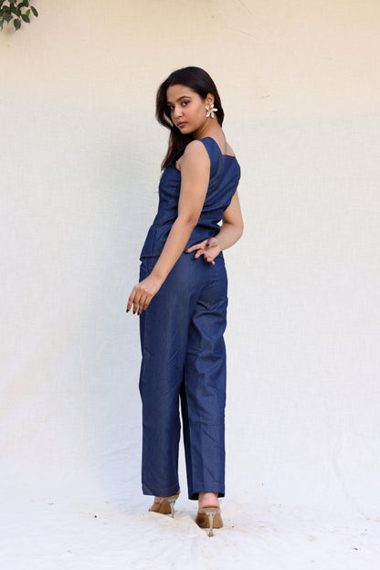 Square neck top with straight pants denim set