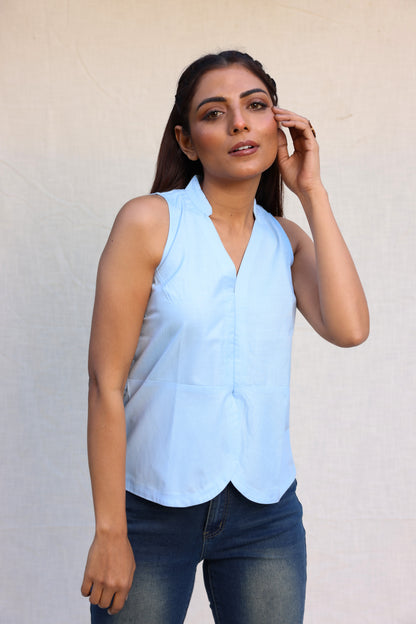 V-neck front buttoned top