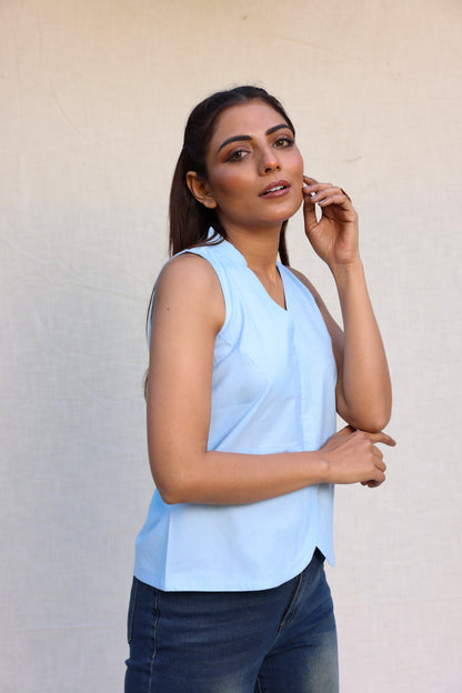 V-neck front buttoned top