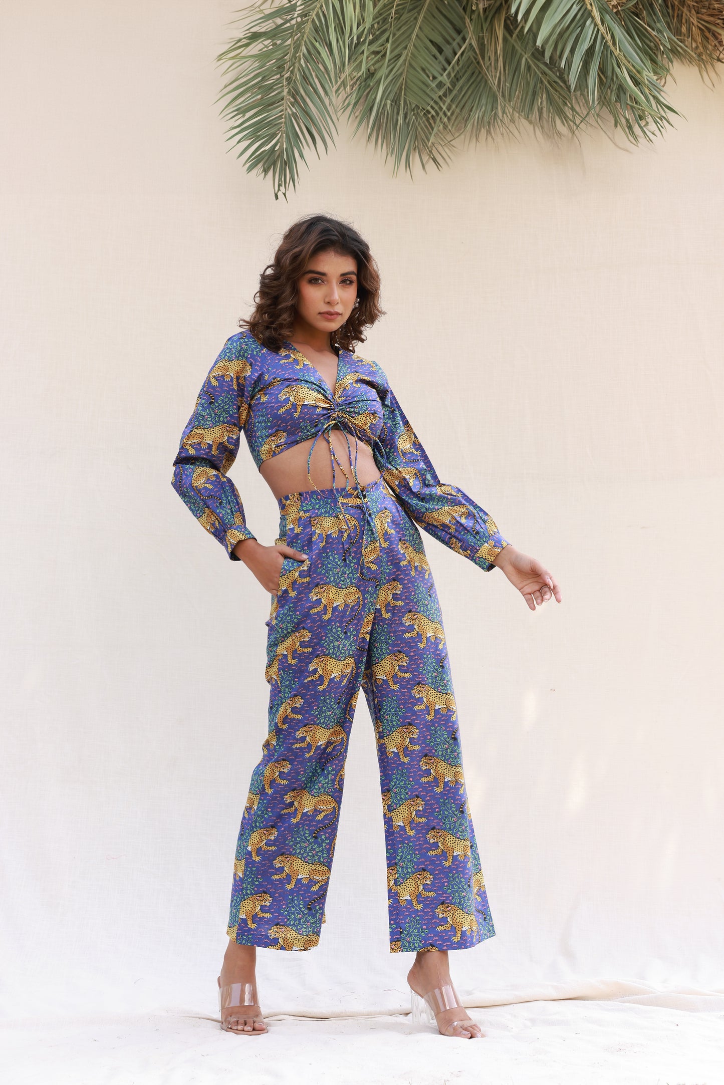 Straight pants with mid-runch crop top co-ord set