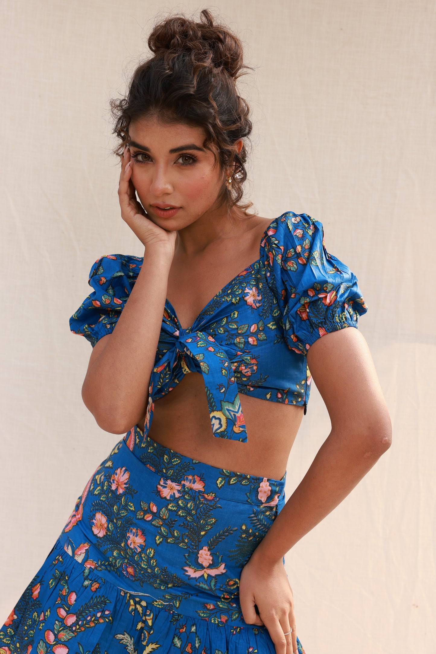 Flarred skirt with sweetheart neck crop top co-ord set