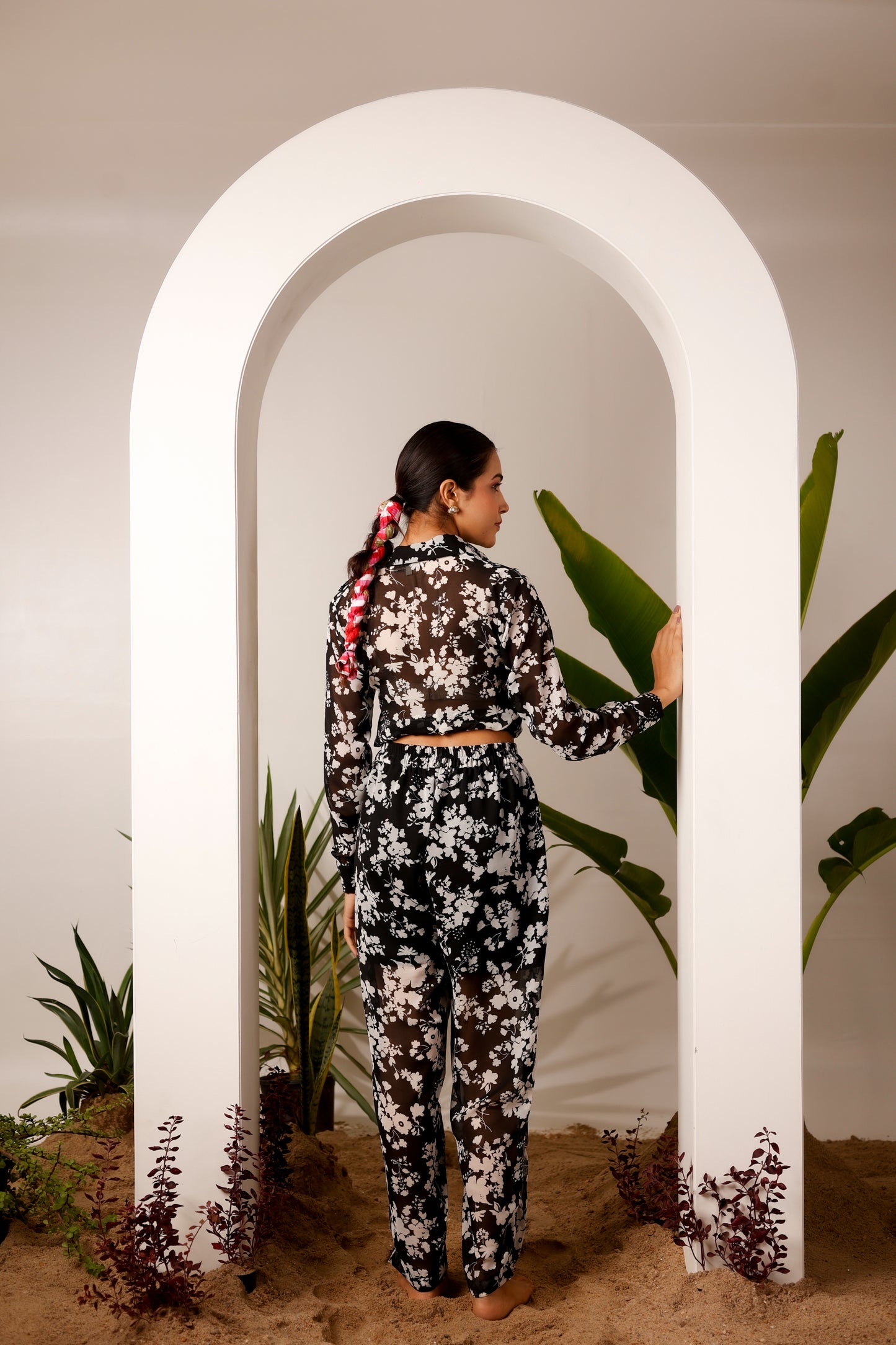 Black & white floral printed shirt pant set