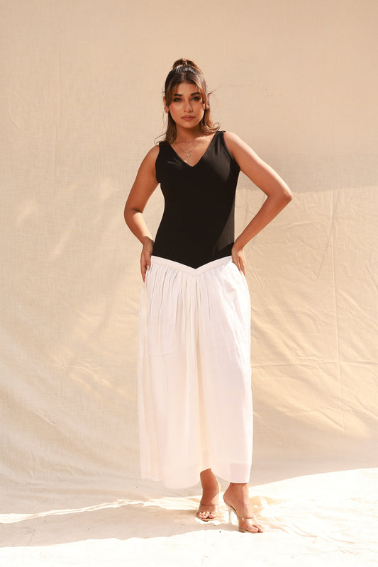 V-Neck Sleeveless Low Hem Fit & Flarred Colorblock maxi