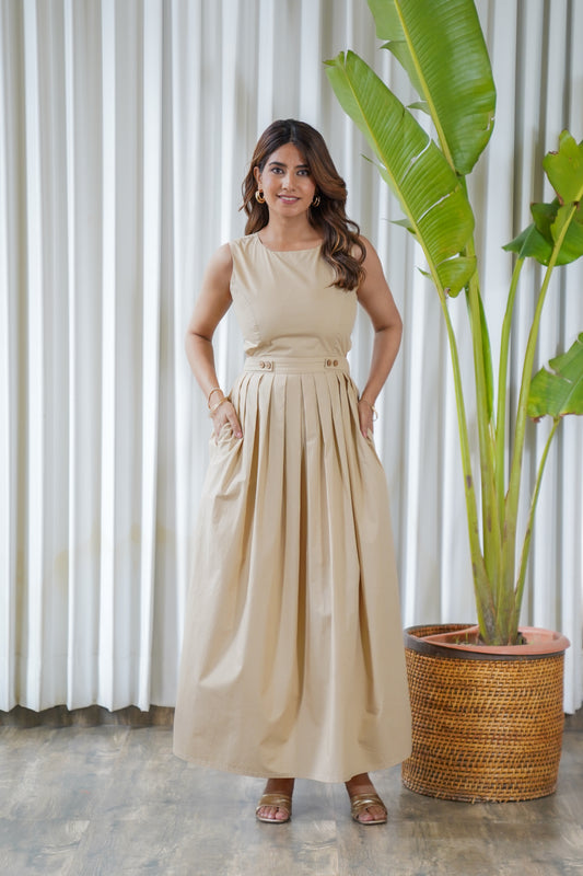 Beige sleeveless back cut-out pleated maxi dress