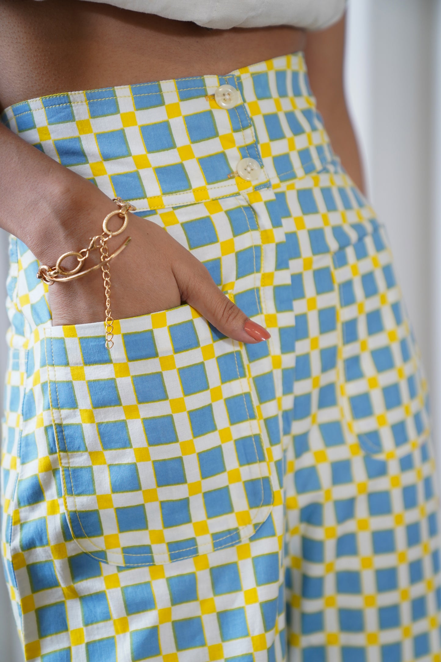 Blue & yellow checkerred culottes pants