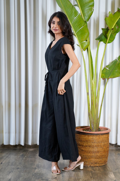 Loose fit black dori belted jumpsuit