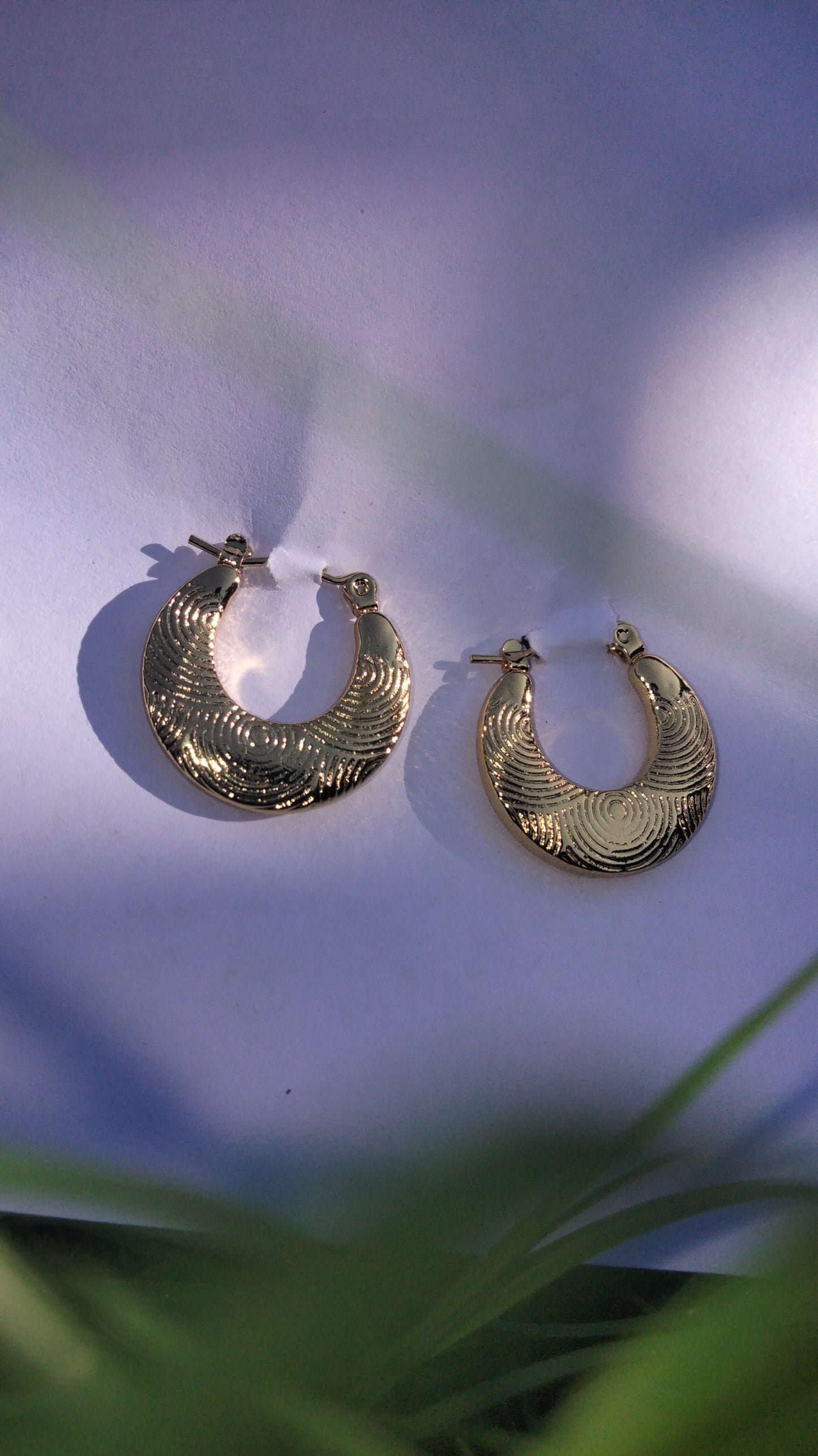 Classic Round Heritage Hoops