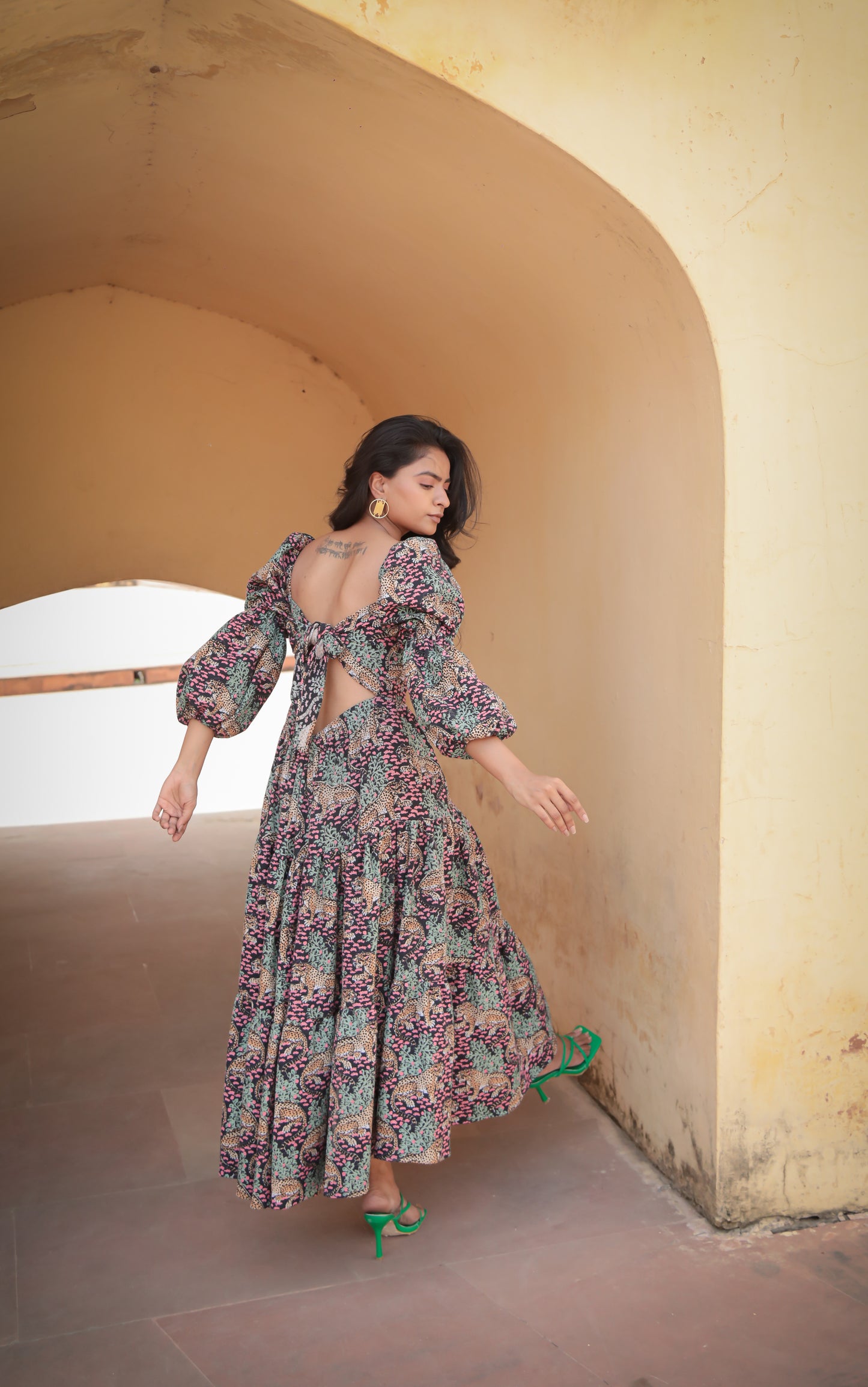 Tiger print back tie knot tier maxi dress