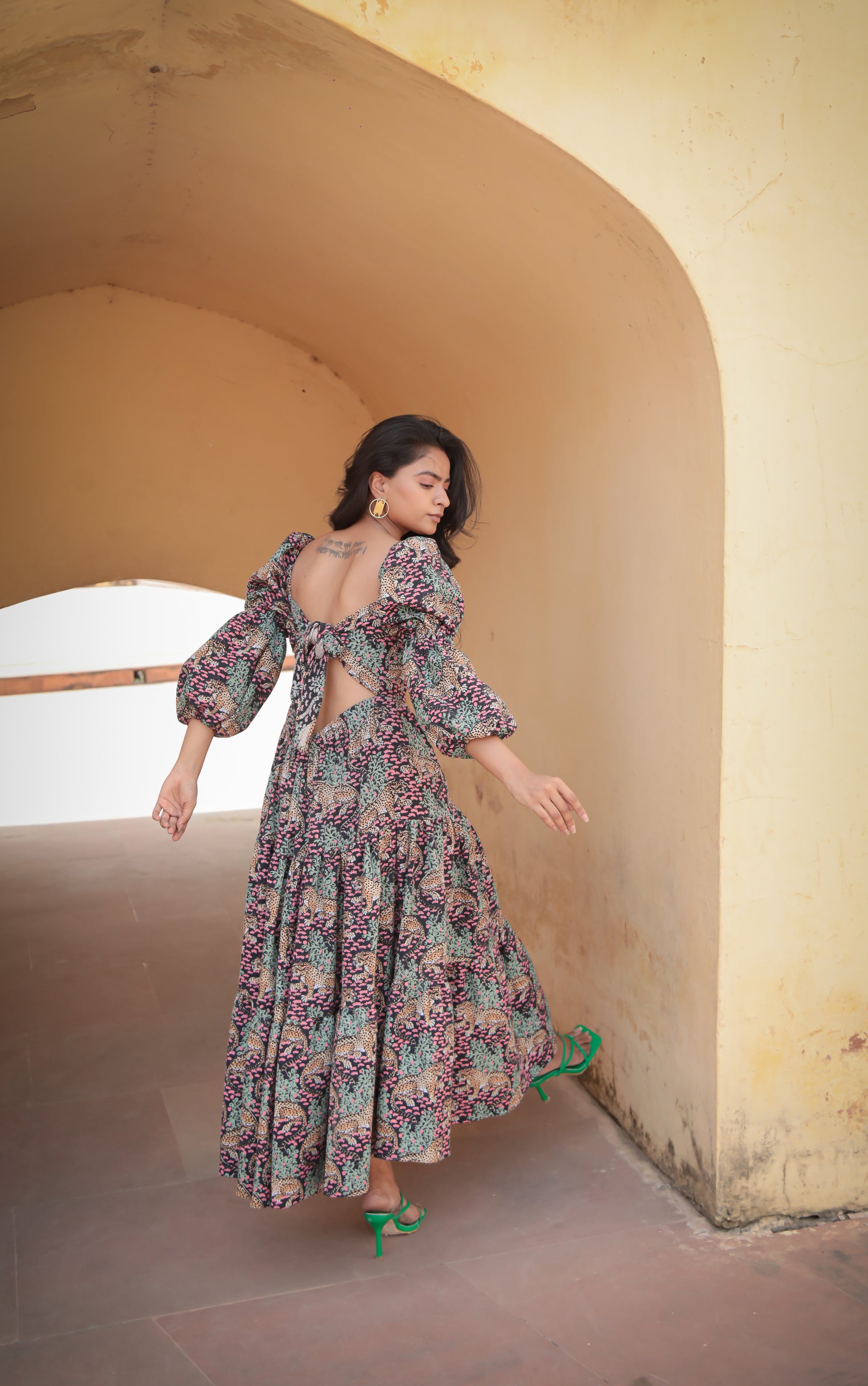 Tiger print back tie knot tier maxi dress