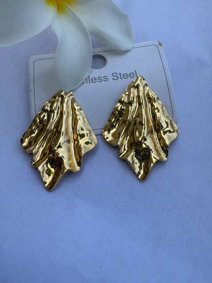 Leafy Hammered Earring