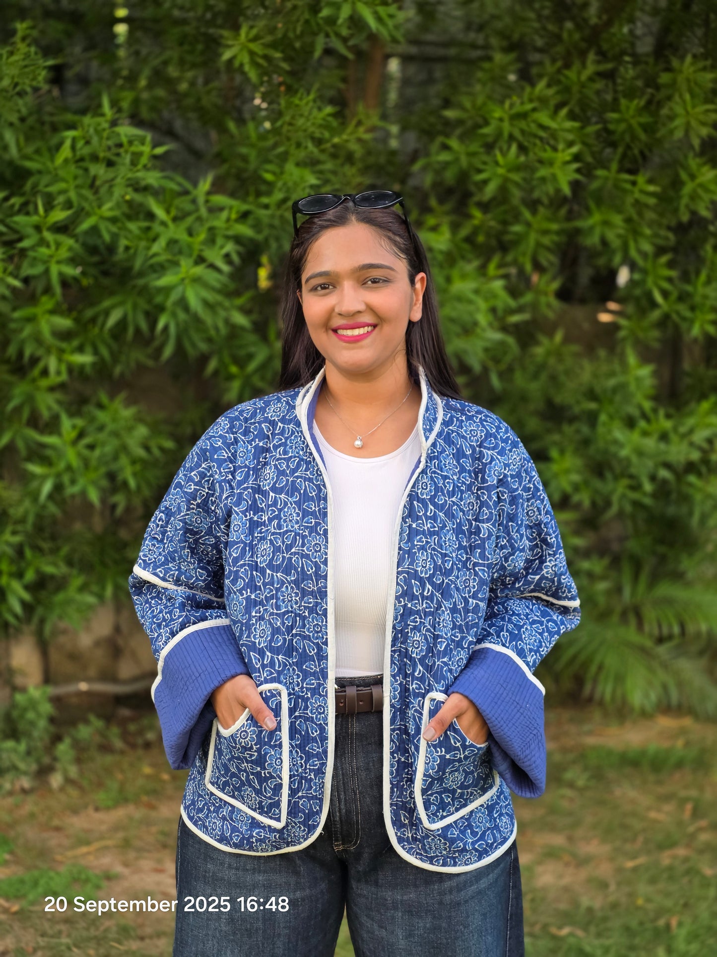 Contrast white piping dark blue quilted jacket