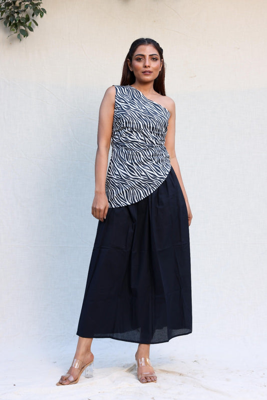 Black skirt with one shoulder zebra print top set
