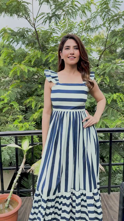 Thick blue stripped maxi dress